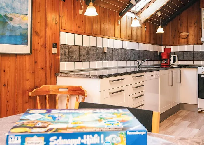 7 Person In Toftlund-by Traum